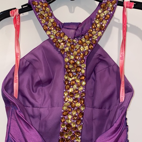 Prom Dress 👗💕 - Picture 4 of 6